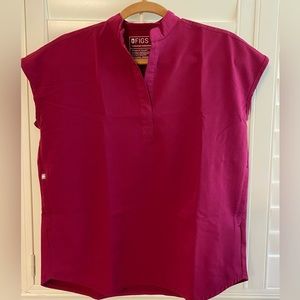 Figs Dark Magenta scrub top